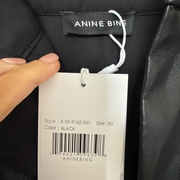 Anine Bing Black Leather women’s Shorts - Picture 2 of 4